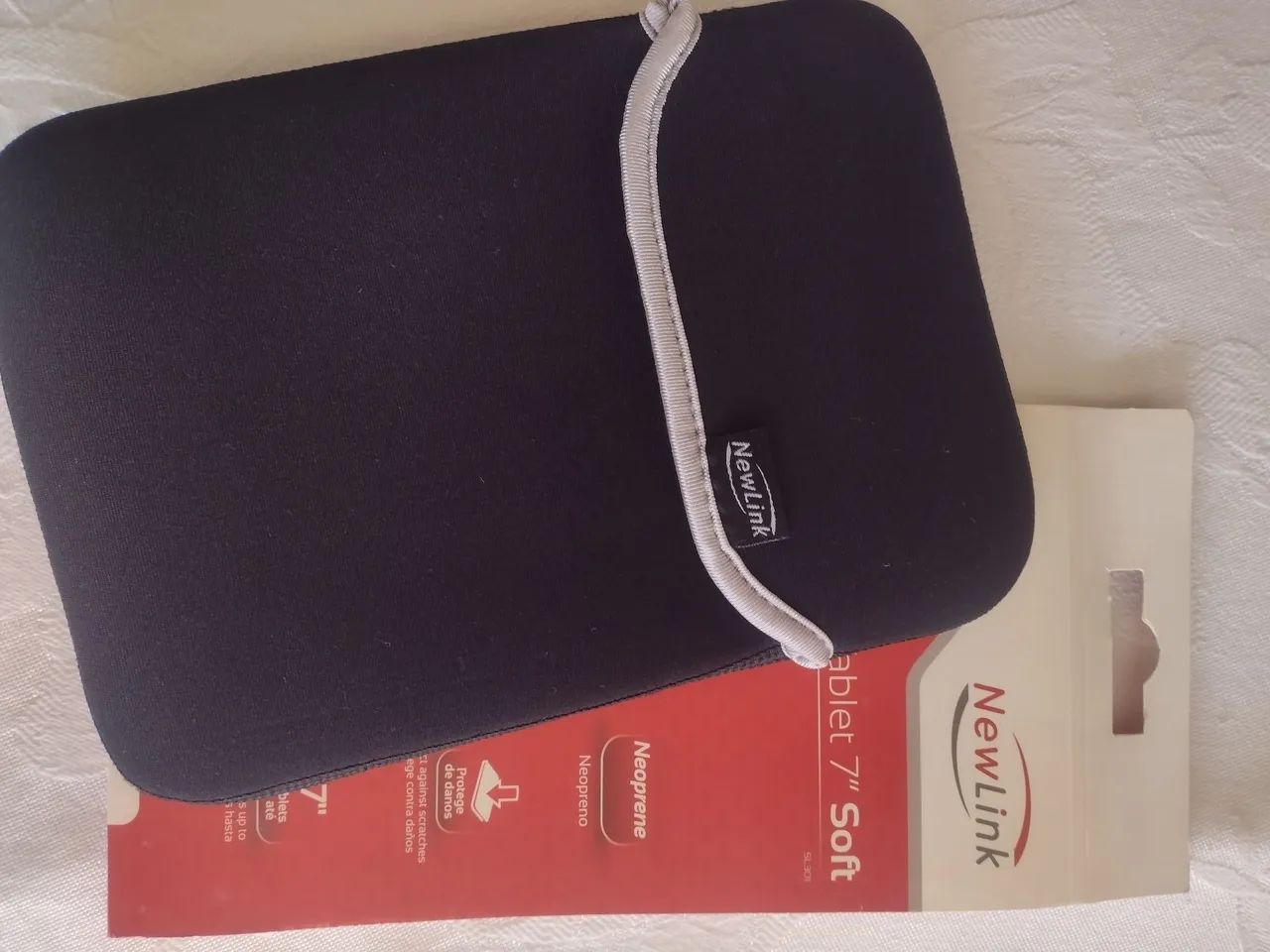 Capa para Tablet 7 soft feito em neoprene lavável com proteção isotérmica  - Foto 3