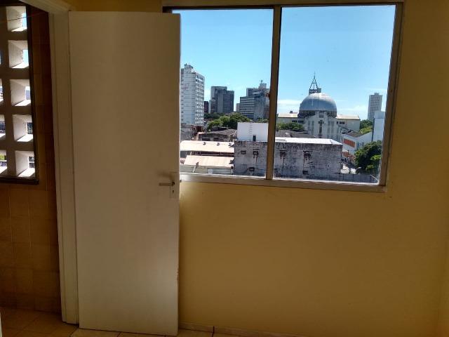 Ótimo apartamento com 03 quartos para aluguel no Centro - Foto 18