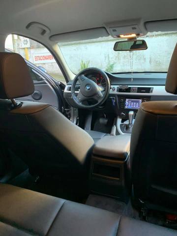 BMW 318i 2011-2012 - Foto 3