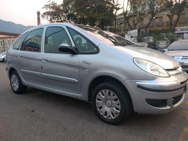 PICASSO GLX 2011 ÚNICO DONO 56000km - Foto 2