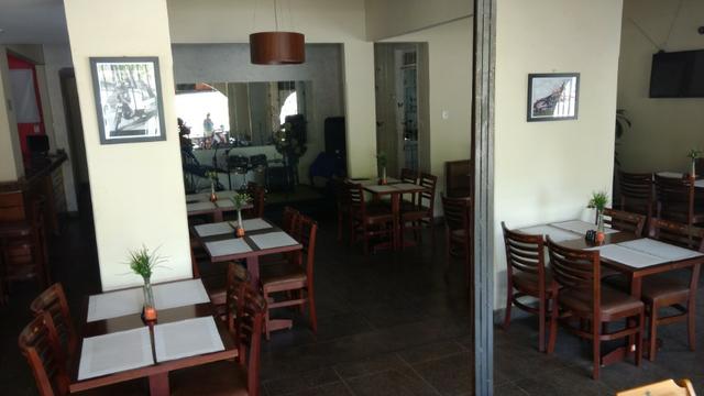 Ponto Comercial na Av. Soares Lopes