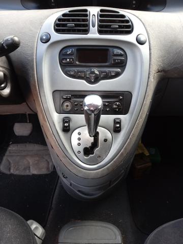 Xsara picasso 2005 automático - Foto 10