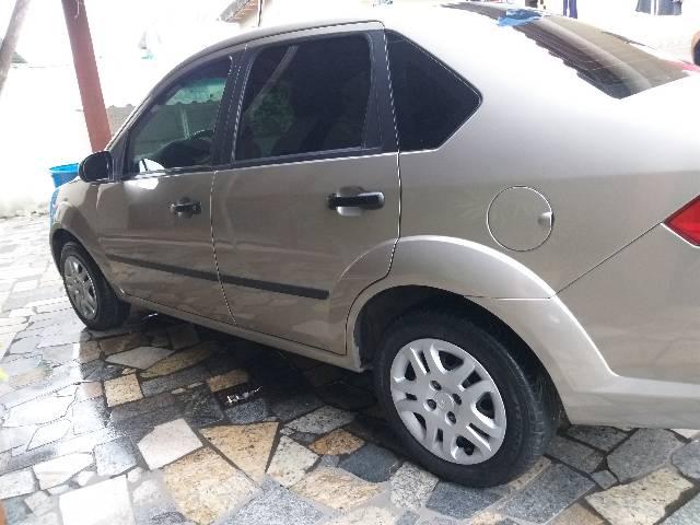 Ford Fiesta Sedan Completo IPVA Ok - Foto 4