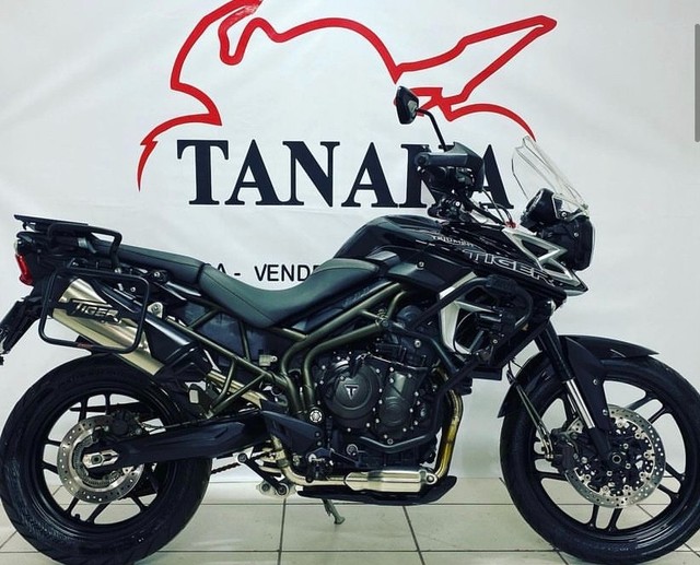 TRIUMPH TIGER 800 PRETO XR