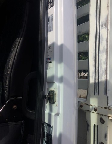 MB 1620 2009 Carroceria  ( Partícular ) - Foto 9