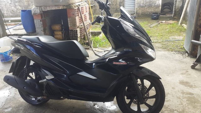 VENDO ESTA HONDA PCX ANO 2019
