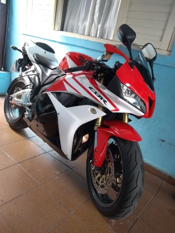 MOTO HONDA CBR600