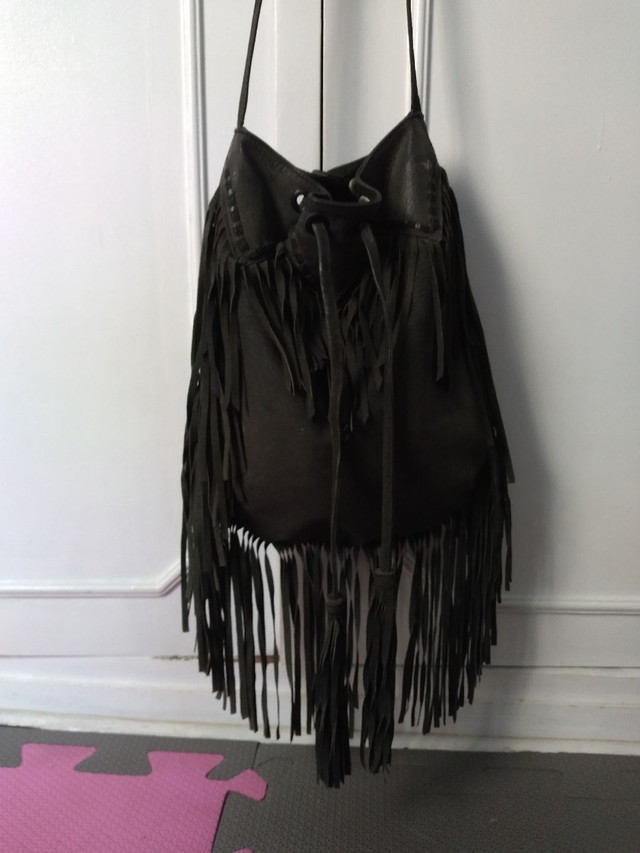 long fringe bolsa