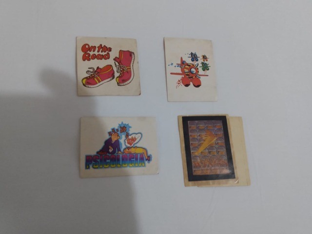 4 Figurinhas do Álbum Stamp Color 1983 raridade  - Foto 6