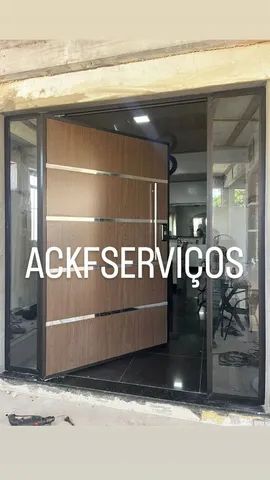 Portas pivotantes acm alumínio 