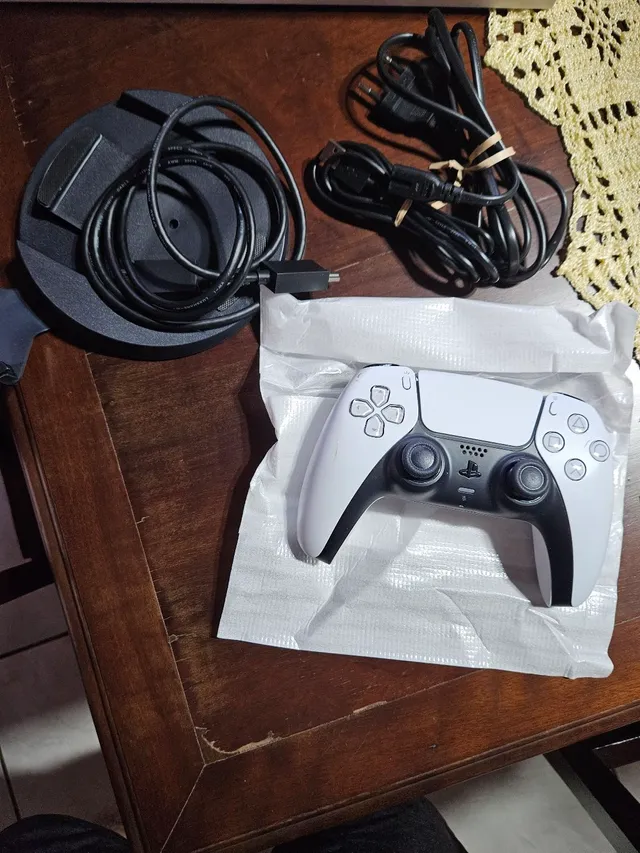 PlayStation 5 usado. - Videogames - Vila Margarida, São Vicente 1252444342