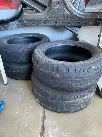 4 pneus 235/55R18