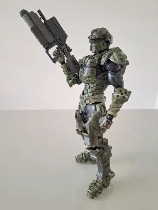 Play Arts Kai - Starship Trooper Invasion - Hero Major Henry Varro (Original)  - Foto 2