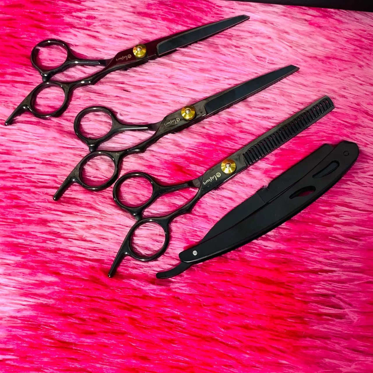 Kit de Barbeiro Profissional - Tesouras e Navalha