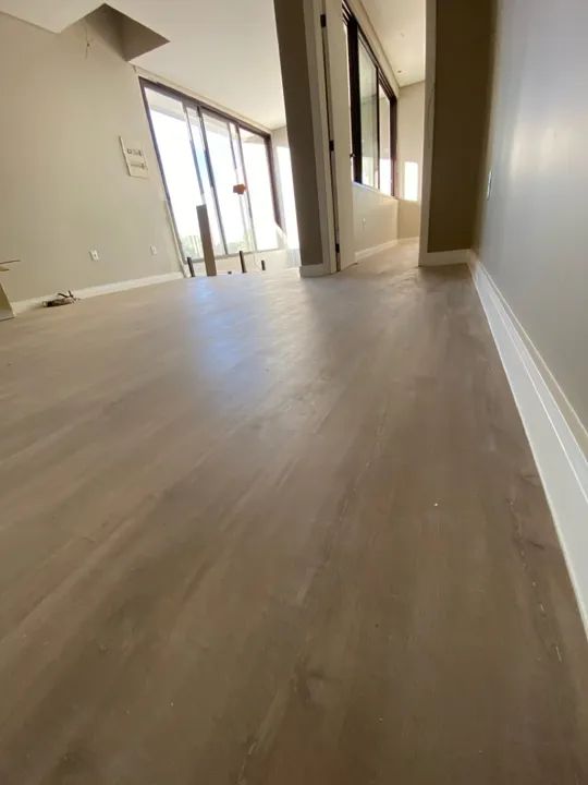 Pisos laminados a preço de custo  - Foto 3