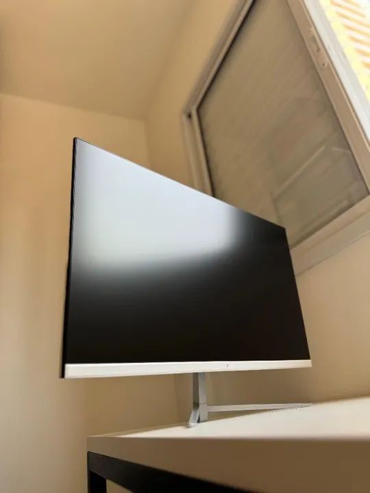 Monitor Superframe Precision 260Hz 24.5" Pol 1Ms