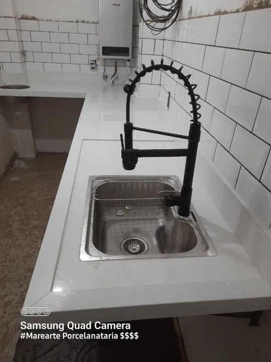 Pias ,bancadas  lavatório nichos porcelanato  - Foto 4