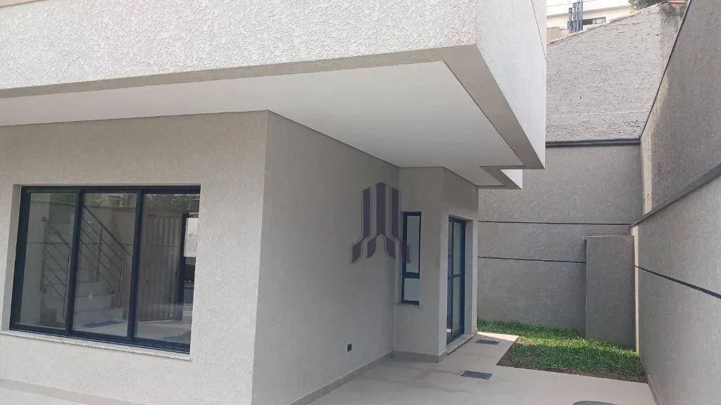 Sobrado Triplex com 3 Suítes e 2 Vagas à Venda - Vila Izabel - Curitiba/PR - Foto 3
