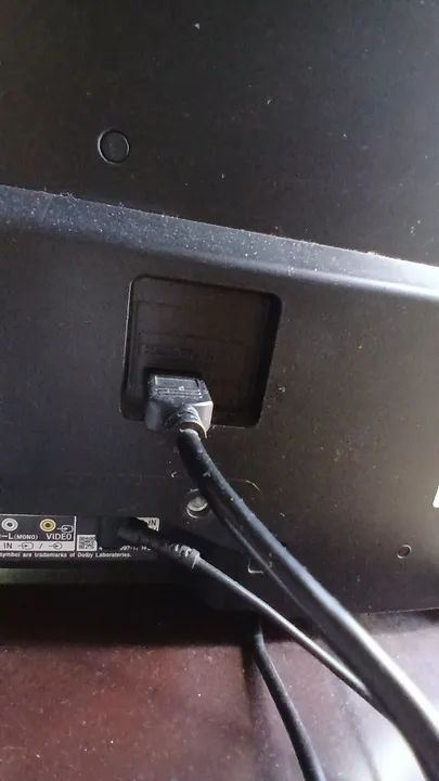 Smart TV Sony com tela de 32 polegadas com defeito  - Foto 4
