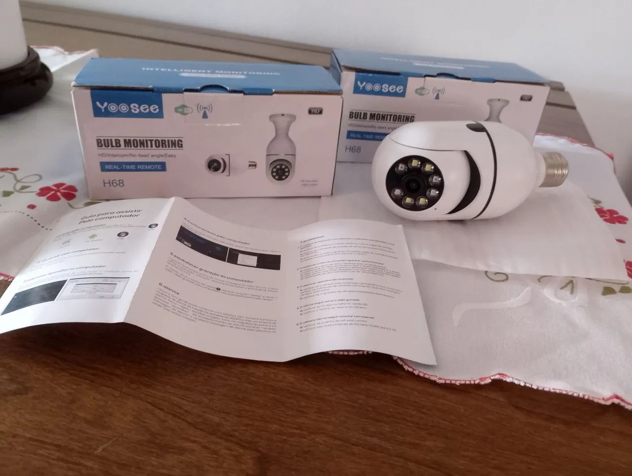 Câmera de Segurança Wi-Fi em Formato de Lâmpada - Yoosee H68. SEM USO  - Foto 4