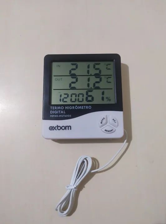 Termo Higrômetro Com Sensor De Temperatura Externo