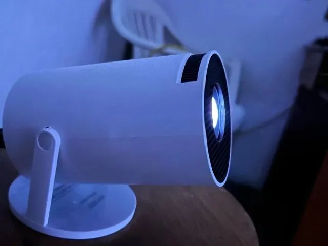 HY300 Magcubic ORIGINAL Projetor Portátil (SEM Android, Tomada Padrão Reino Unido) - Novo  - Foto 3