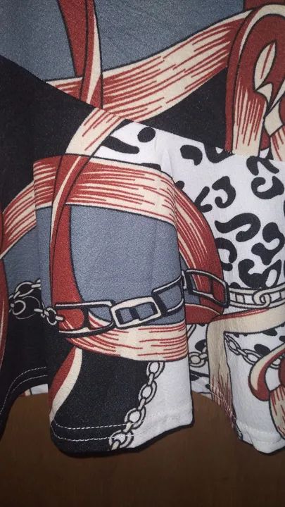 Saia estampada com detalhes em corrente - Foto 2