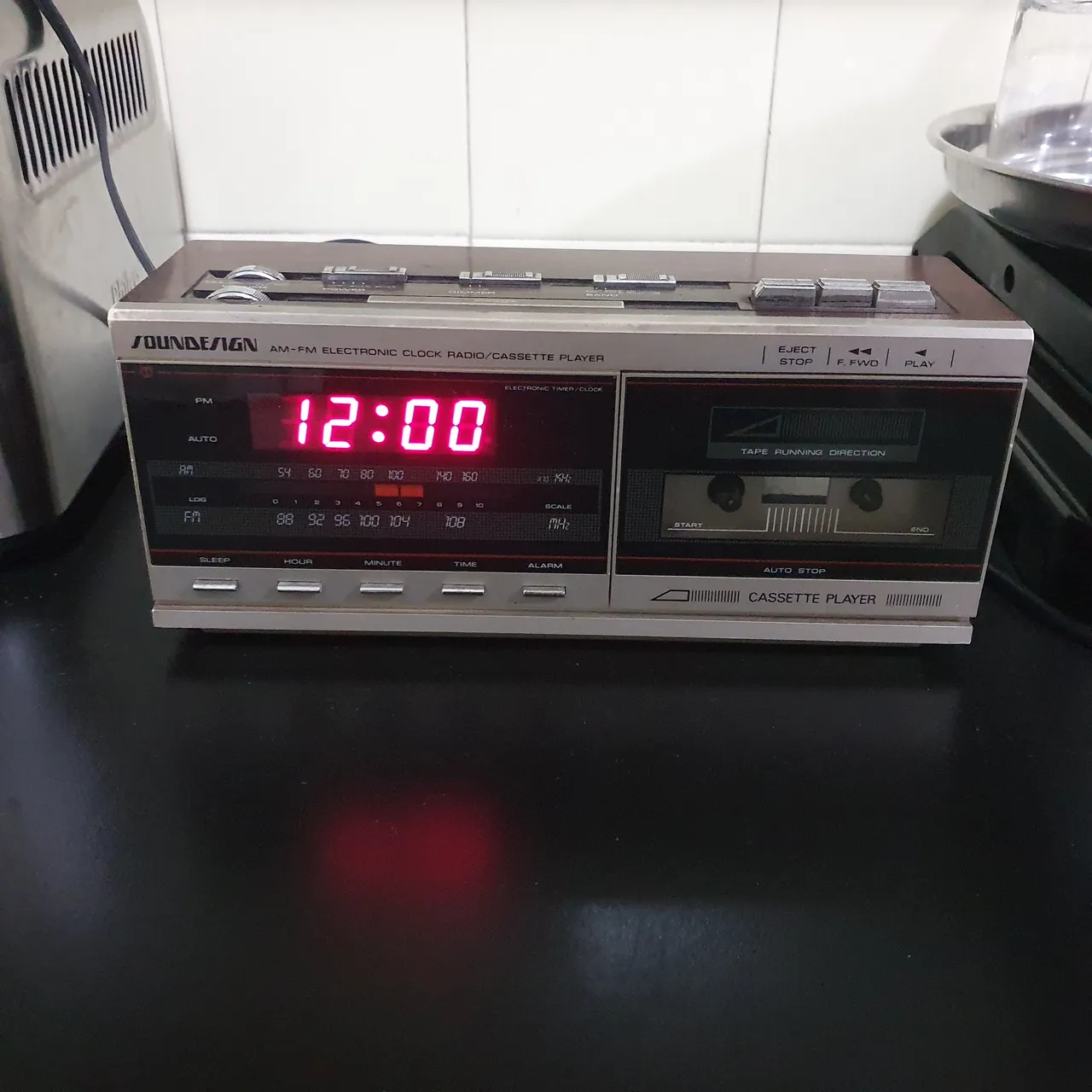 Rádio toca fitas