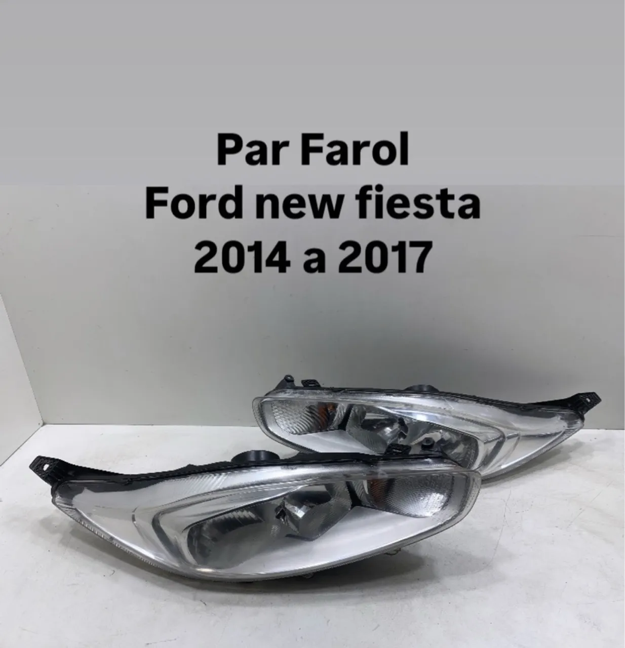 Farol Par Ford New Fiesta 2014 a 2017