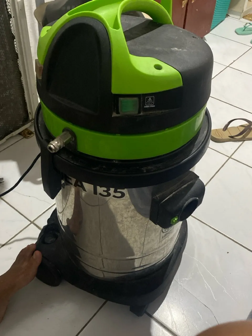 Aspirador de pó SEA 135