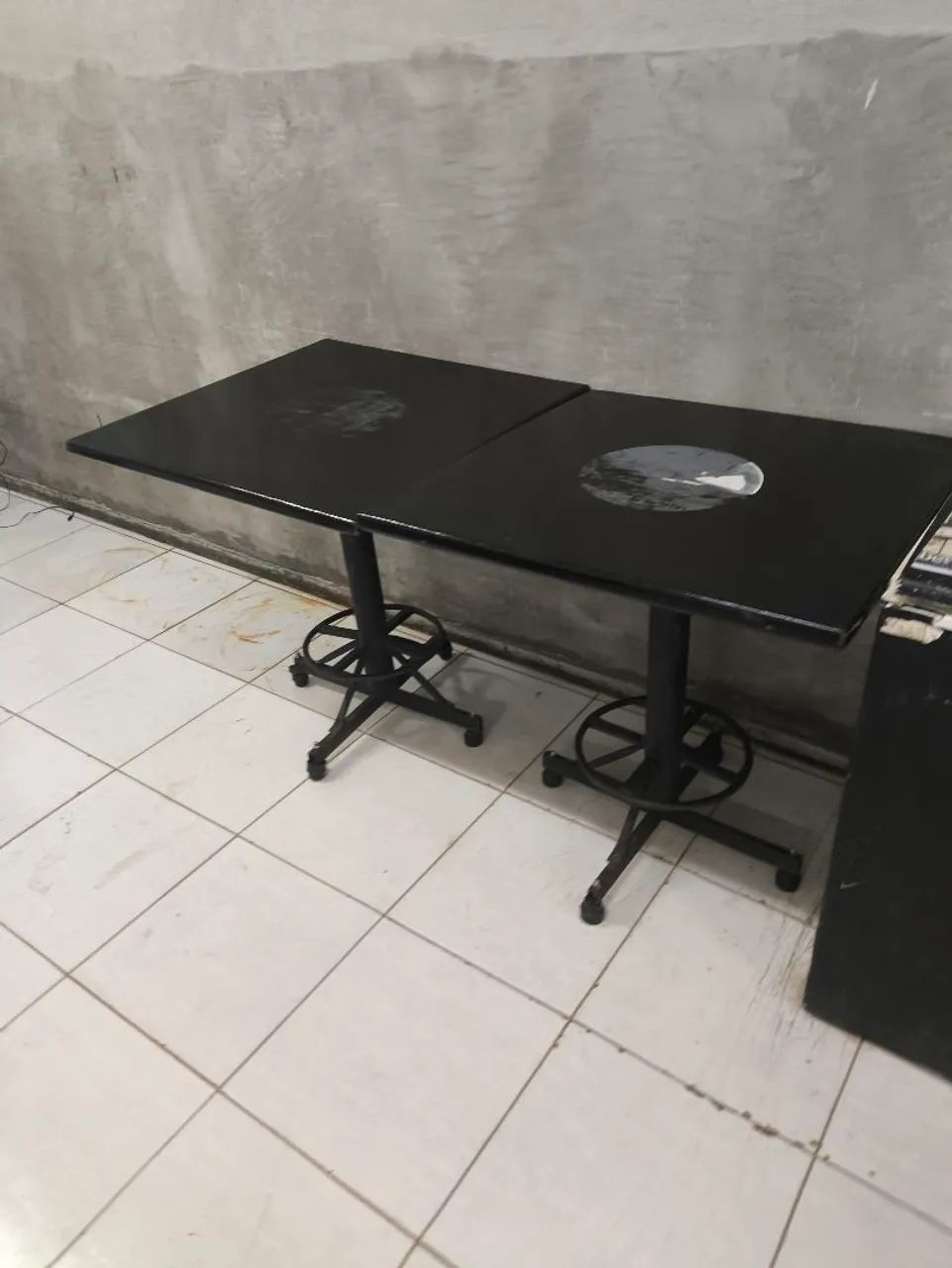 Conjunto de mesas - Foto 3