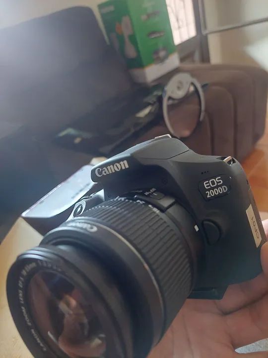 CAMERA CANON EOS 2000D - Foto 3