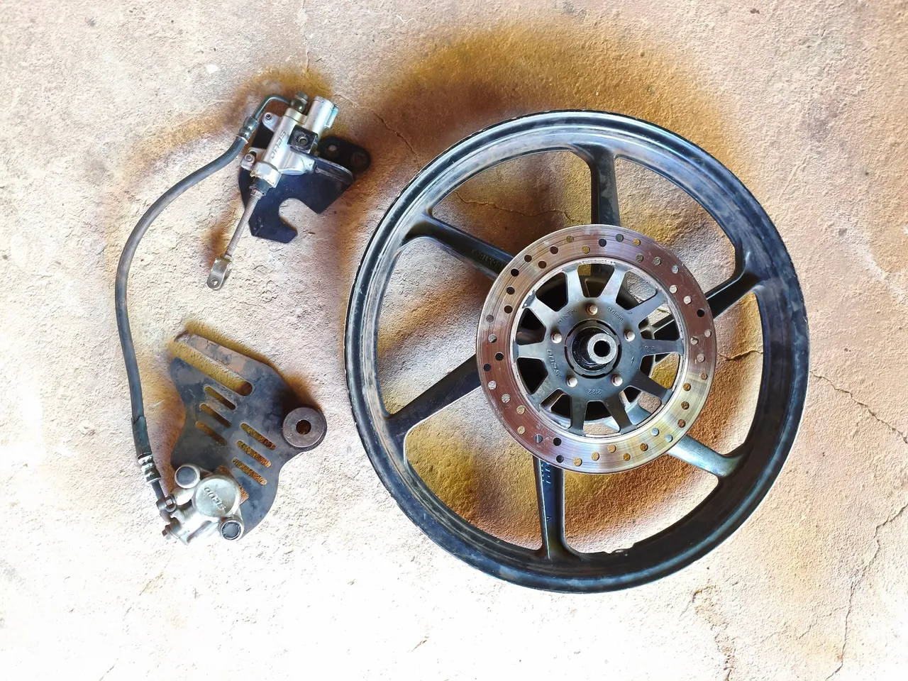 Roda de Moto com Freio a Disco Completo