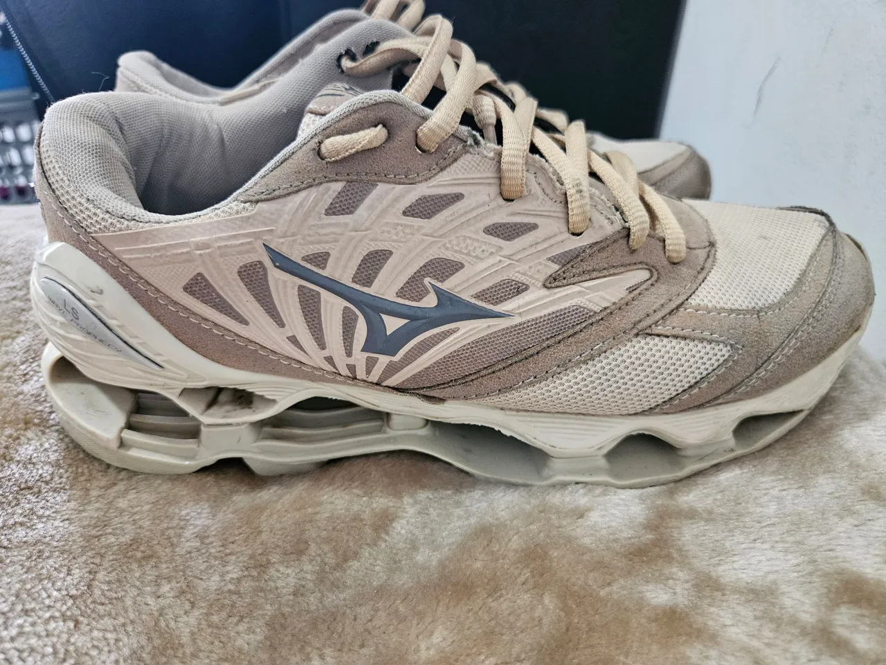 Tênis Mizuno Wave Prophecy 8