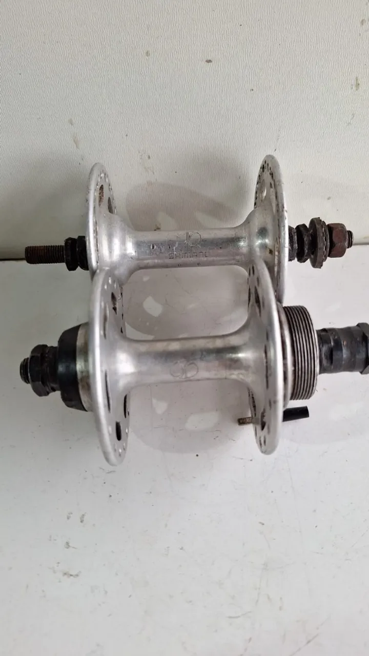 Par de Cubos Shimano Caloi e Monark 10 e bom estado 219,00 Pix - somos loja - 1306