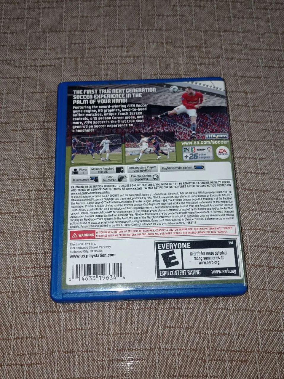 FIFA Soccer - PS Vita - Foto 2