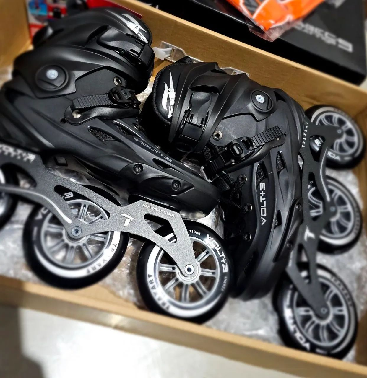 Patins Inline Traxart Volt+3 - Preto - Foto 3