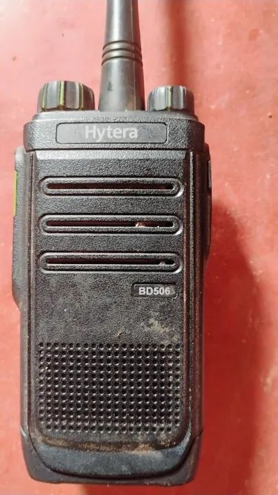 Rádio de Comunicação Hytera BD506 - Foto 2