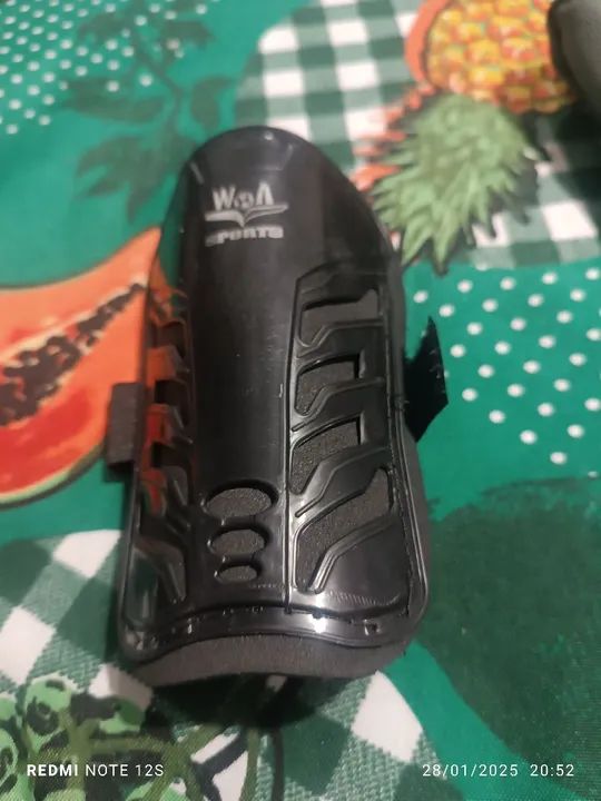 Caneleira de Futebol Wol Sport