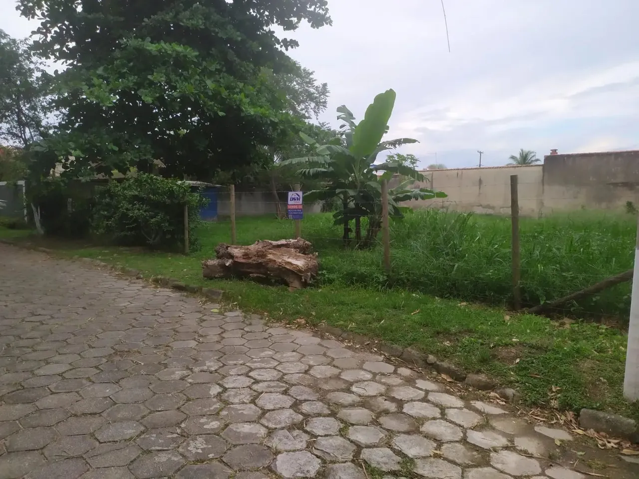Terrenos em Condomínio no Flamengo - MAricá - RJ