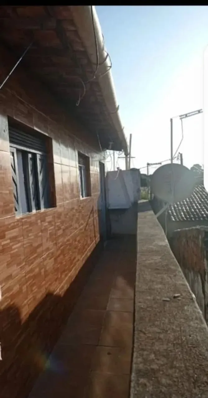 VENDO 4 KITNETS EM ROSA DOS VENTOS.