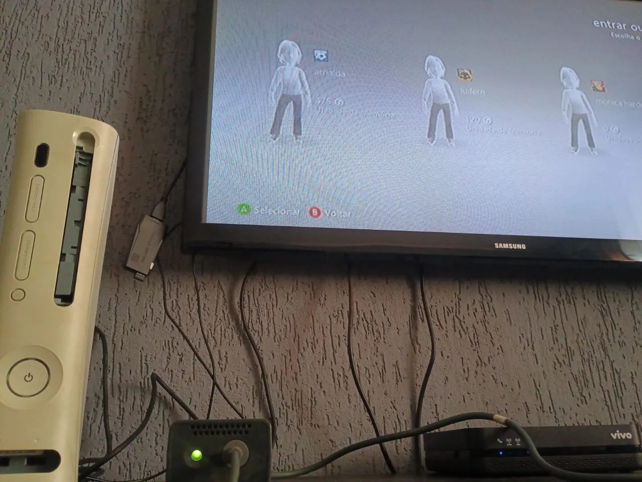 Xbox 360 fat branco, gaveta quebrada e não abre - Foto 3