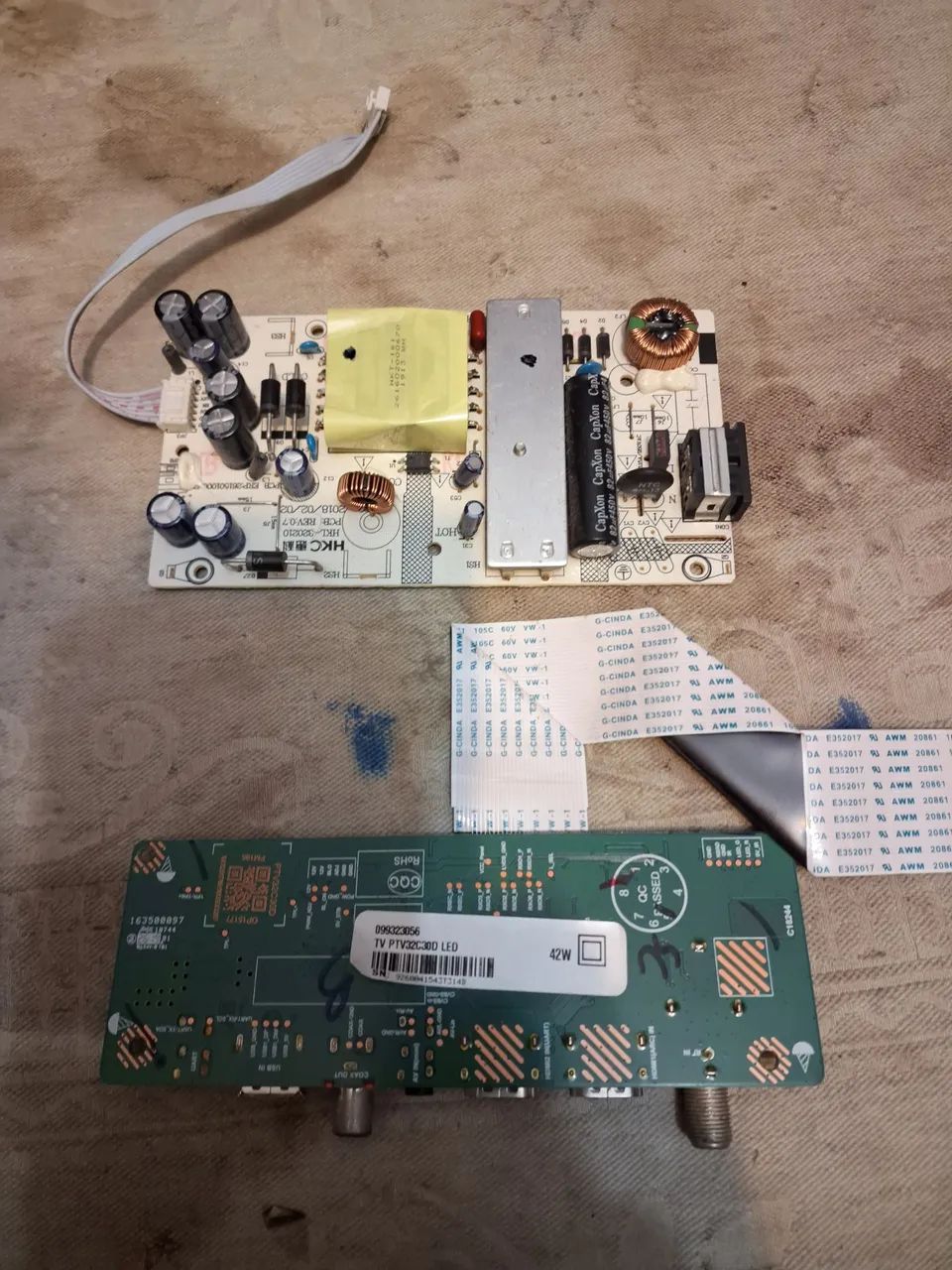 Placa fonte e principal  tv ptv 32c30d led - Foto 4