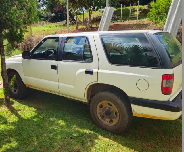 Blazer 2008 flex 2 pneus novos