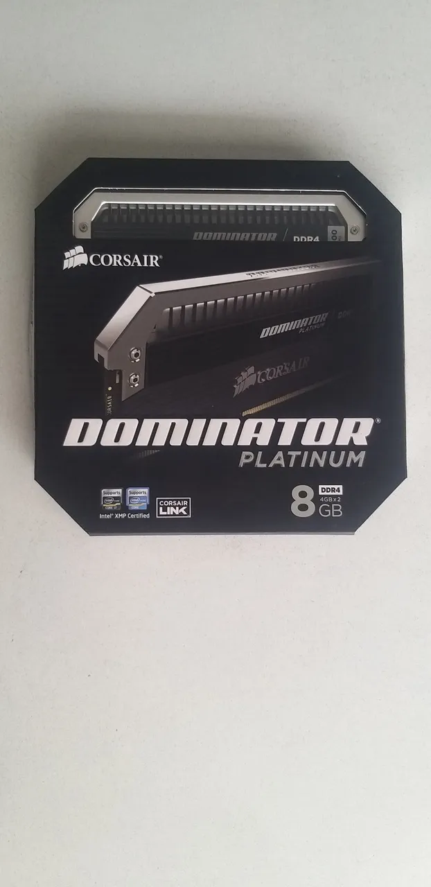 Memória RAM Corsair Dominator Platinum DDR4 8GB