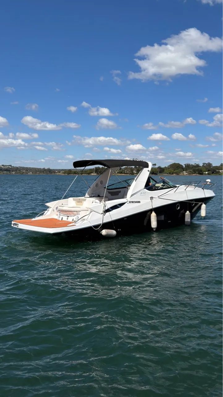 Lancha Ventura 330 Premium com Motor Volvo Pente 8.1 380Hp com apenas 282 horas  - Foto 2