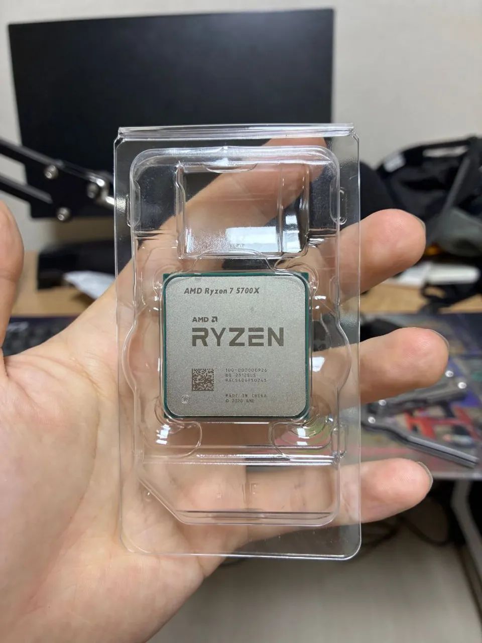 AM4 kit with Ryzen 7 5700x64302531371777120