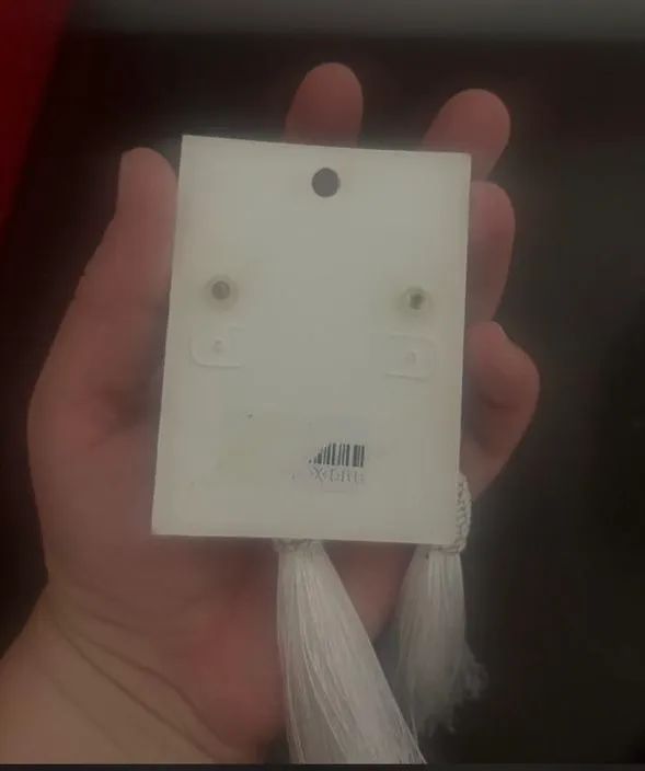 Brincos de tassel branco - NOVOS! - Foto 3
