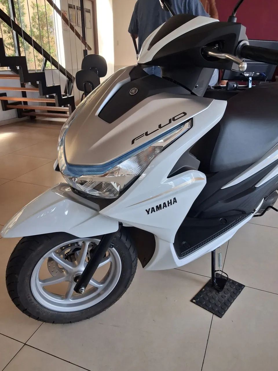 Yamaha Fluo 125 - HÍBRIDA 2026 - Foto 4