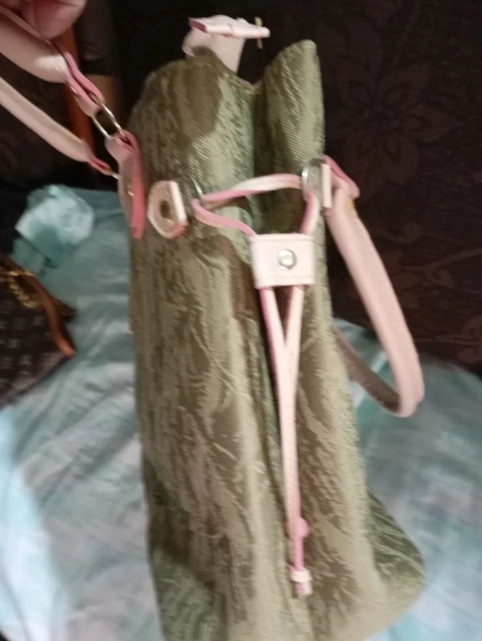 bolsa feminina semi nova otima qualidade - Foto 4